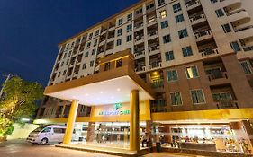 โรงแรม ดิ แอร์พอร์ท กรีนเนอรี (SHA Plus+)